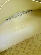 BOTTEGA VENETA SMALL ANDIAMO 25CM LIGHT YELLOW LAMBSKIN