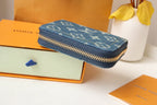 LOUIS VUITTON LV ZIPPY COIN 11CM BLUE DENIM