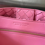 BOTTEGA VENETA MEDIUM ANDIAMO 32CM PINK LAMBSKIN