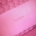 BOTTEGA VENETA MEDIUM ANDIAMO 32CM PINK LAMBSKIN