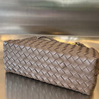 BOTTEGA VENETA MEDIUM ANDIAMO 32CM CHOCOLATE LAMBSKIN