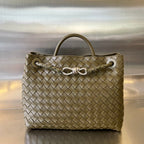 BOTTEGA VENETA MEDIUM ANDIAMO 32CM OLIVE LAMBSKIN