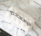 CHANEL VANITY CASE 17 WHITE LAMBSKIN SILVER HARDWARE