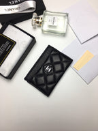 CHANEL CARD HOLDER 11.2 BLACK CALFSKIN SILVER ICON