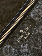 LOUIS VUITTON DISCOVERY BACKPACK 40 IN BLACK MONOGRAM CANVAS