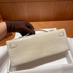 HERMES KELLY CUT 31 IN WHITE CREAM ALLIGATOR LEATHER WITH GOLD HARDWARE