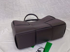 BOTTEGA VENETA SMALL ARCO TOTE 30 IN MORTAR PURPLE LAMBSKIN