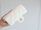 CHANEL FLAP CARD HOLDER 11.3 WHITE GRAINED CALFSKIN GOLD ICON