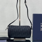 DIOR ROUND BUCKET 21 BAG IN BLACK OBLIQUE JACQUARD