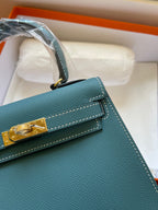 HERMES KELLY MINI 20 BAG IN PINE GREEN CALFSKIN WITH GOLD HARDWARE