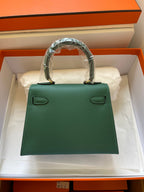 HERMES KELLY MINI 20 BAG IN DARK GREEN CALFSKIN WITH GOLD HARDWARE