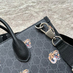 GUCCI TIGER PRINT MEDIUM TOTE BAG 38 IN BLACK CANVAS AND LEATHER TRIM