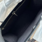 GUCCI TIGER PRINT MEDIUM TOTE BAG 38 IN BLACK CANVAS AND LEATHER TRIM