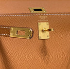 HERMES KELLY MINI 20 BAG IN BRONZE BROWN CALFSKIN WITH GOLD HARDWARE