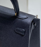 HERMES KELLY MINI 20 BAG IN BLACK CALFSKIN WITH GOLD HARDWARE
