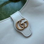 GUCCI HORSEBIT SHOULDER BAG 39 IN WHITE CALFSKIN GOLD HARDWARE