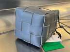 BOTTEGA VENETA SMALL CASSETTE BUCKET 18 IN DAVY'S GRAY CALFSKIN