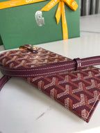 MONTMARTRE GM CASE 18 IN WINE RED GOYARDINE CANVAS