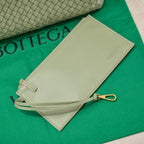 BOTTEGA VENETA Large Cabat 45cm Light Green Lambskin Ghw