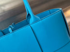 BOTTEGA VENETA SMALL ARCO TOTE 30 IN CERULEAN BLUE LAMBSKIN