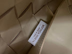 BOTTEGA VENETA MEDIUM 28 CASSETTE BEIGE LAMBSKIN