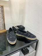 CHANEL LOAFER IN BLACK MIX WHITE WOOL TWEED