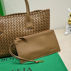 BOTTEGA VENETA Large Cabat 45cm Brown Lambskin Ghw