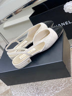 CHANEL SLINGBACKS 20 WHITE MIX BLACK CALFSKIN