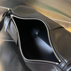BOTTEGA VENETA CYLINDER CASSETTE 30 IN BLACK CALFSKIN
