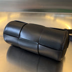 BOTTEGA VENETA SMALL CYLINDER CASSETTE 21 IN BLACK CALFSKIN