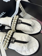 CHANEL CLASSIC THONG SANDALS PEARL CHAIN IN WHITE LAMBSKIN
