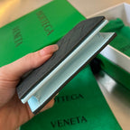 BOTTEGA VENETA INTRECCIATO BUSINESS 11 BLACK CALFSKIN CARD CASE