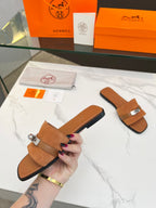 HERMES Giulia Sandal Tan Suede Tan Calfskin