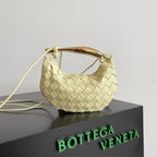 BOTTEGA VENETA SARDINE 20 WITH CHAIN IN YELLOW CREAM LAMBSKIN