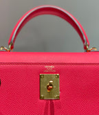 HERMES KELLY 28CM IN ROSE TYRIEN SWIFT CALFSKIN GOLD HARDWARE