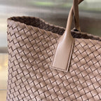 BOTTEGA VENETA LARGE CABAT 51 IN SADDLE BROWN LAMBSKIN