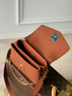 LOUIS VUITTON OXFORD 22 IN FIRE ORANGE LAMBSKIN GOLD HARDWARE