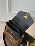 LOUIS VUITTON OXFORD 22 IN BLACK LAMBSKIN GOLD HARDWARE