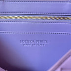 BOTTEGA VENETA SMALL ANDIAMO 29 IN LIGHT PURPLE LAMBSKIN