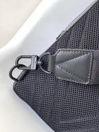 LOUIS VUITTON PILOT SLINGBAG 30 IN BLACK COWHIDE LEATHER
