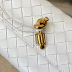 BOTTEGA VENETA ANDIAMO 21 IN WHITE LAMBSKIN