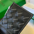 BOTTEGA VENETA ZIPPED CARD CASE 11 BLACK CALFSKIN