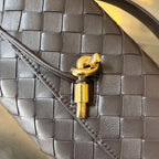 BOTTEGA VENETA Long Clutch Andiamo With Handle 31cm Chocolate Calfskin Ghw