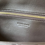 BOTTEGA VENETA Long Clutch Andiamo With Handle 31cm Chocolate Calfskin Ghw