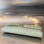 BOTTEGA VENETA Long Clutch Andiamo With Handle 31cm Light Green Calfskin Ghw