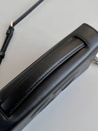 DIOR SIGNATURE CHAIN BAG 21 IN BLACK CALFSKIN