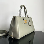 CELINE TRIOMPHE 37 SOFT CALFSKIN HANDBAG EICRU BEIGE