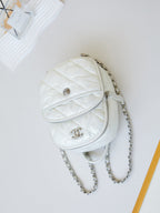 CHANEL BACKPACK 22 IN WHITE FABRIC SILVER HARDWARE