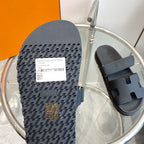 HERMES Chypre Sandal Black Mastic Calfskin Leather