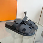 HERMES Chypre Sandal Black Mastic Calfskin Leather
